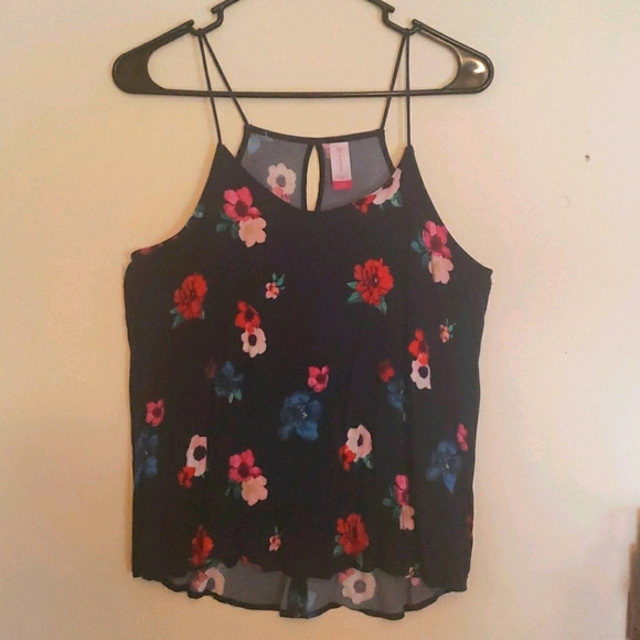 No Boundaries Tops - 🔴 No Boundaries High Neck Rayon Tank Top